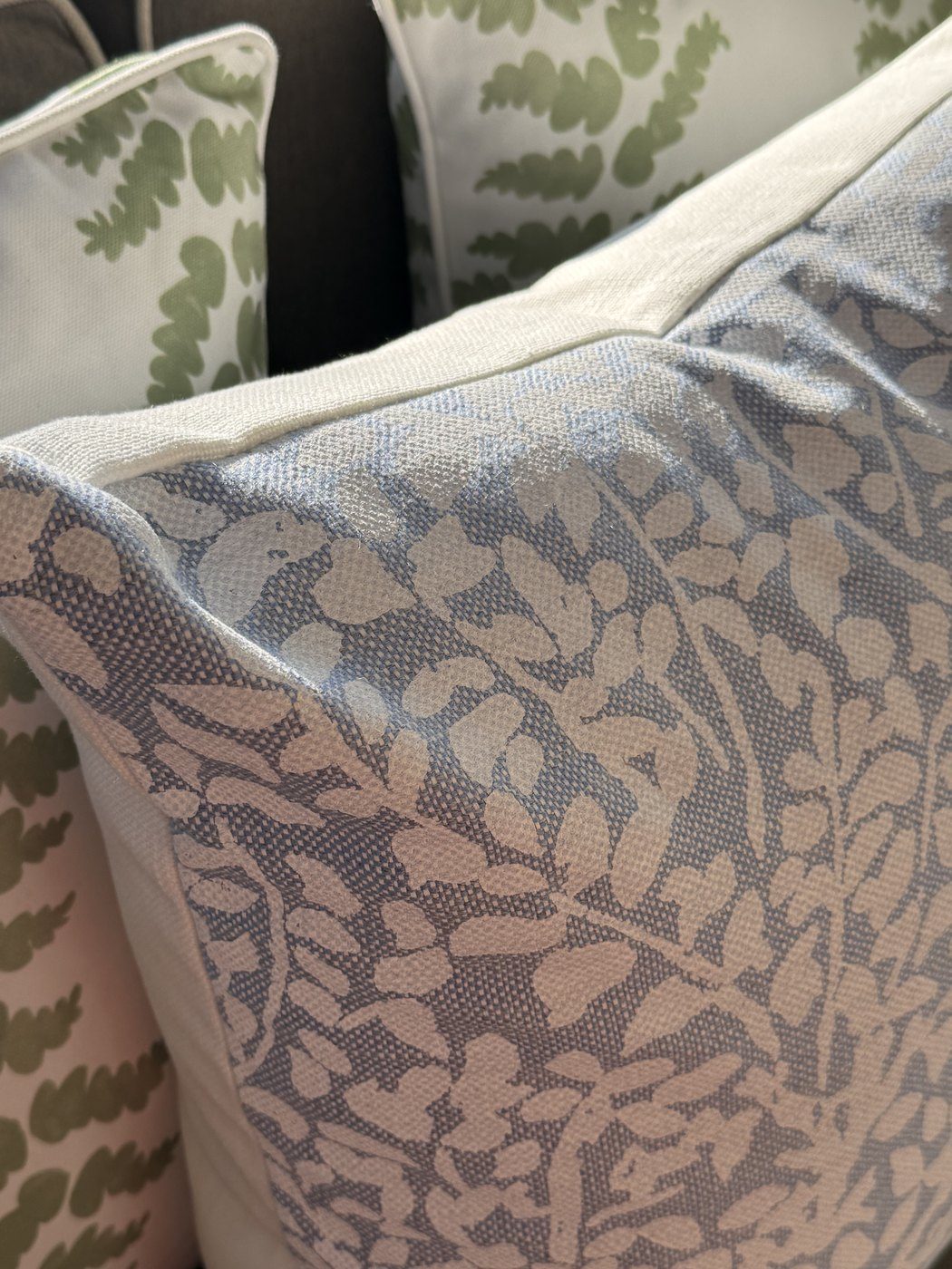Arbre de Matisse blue and white outdoor fabric weave close-up
