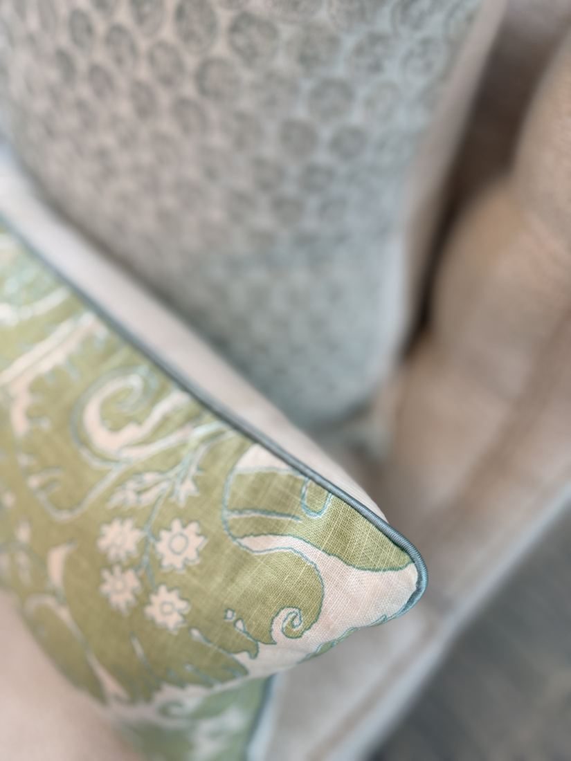 Borghese lumbar corner with blue satin trim detail