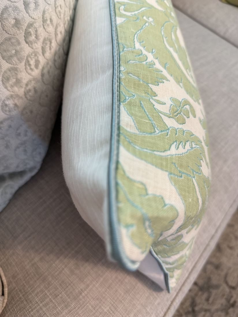 Borghese lumbar side view with blue satin trim
