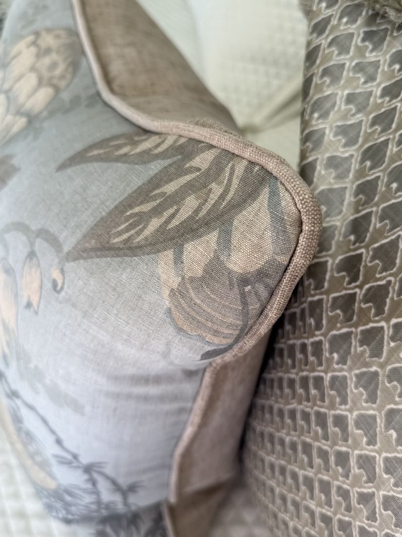 Fairbanks pillow self welt corner detail