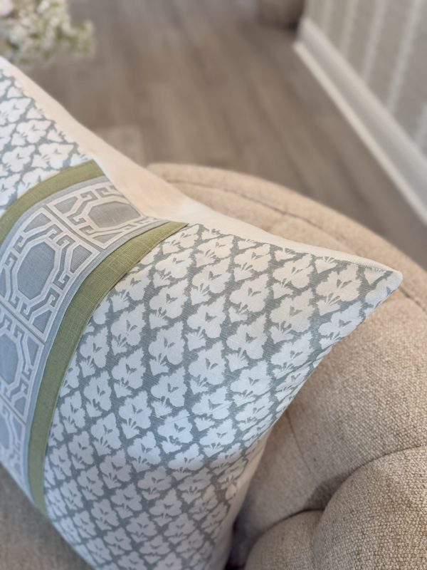 Jennifer pillow corner detail showing green band and trellis tape