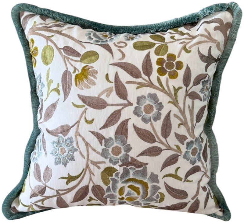 Meadowfield pillow