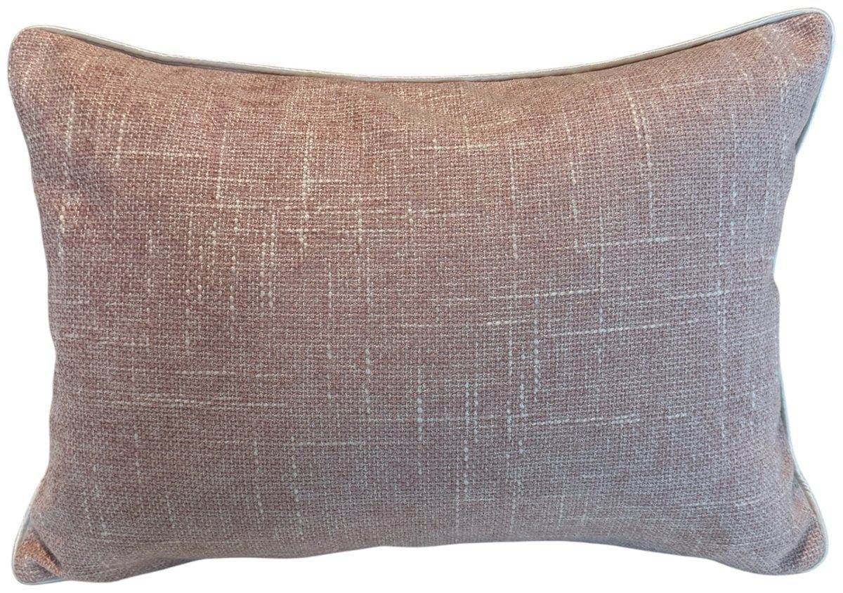 Molly pillow front