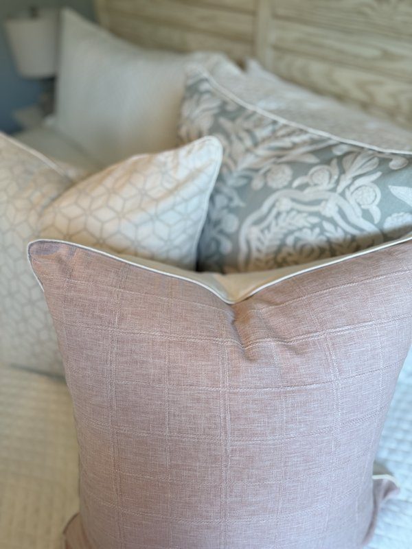 Square Blush detail 3