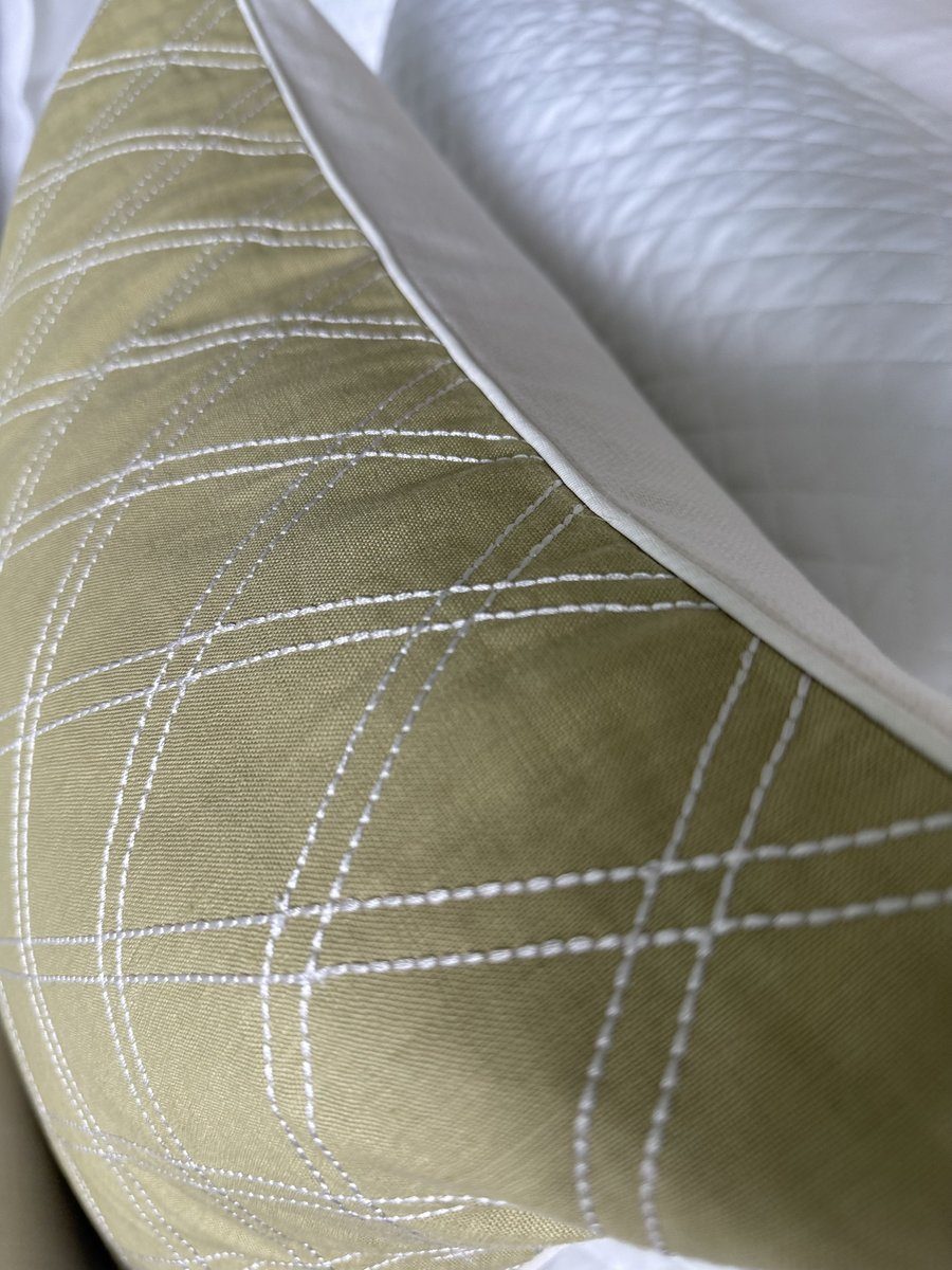 Theodora ivory piping detail