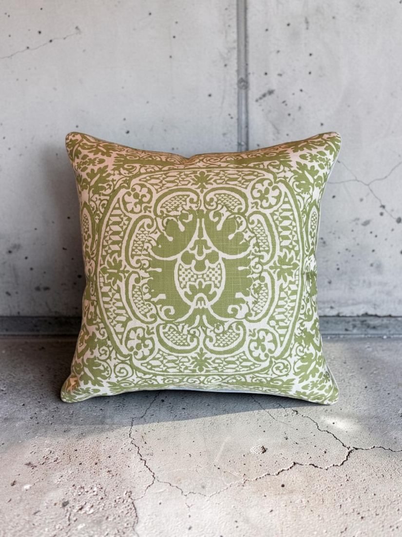 Veneto green medallion pillow product shot